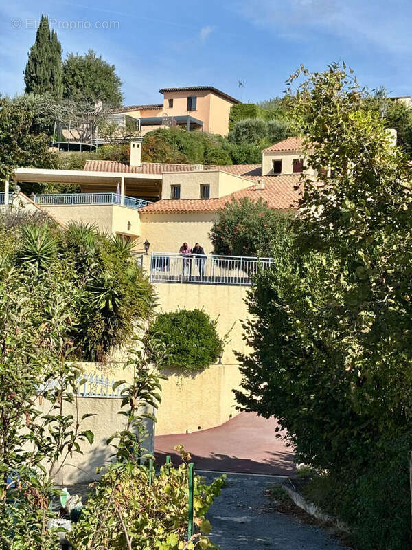 Maison à LA COLLE-SUR-LOUP