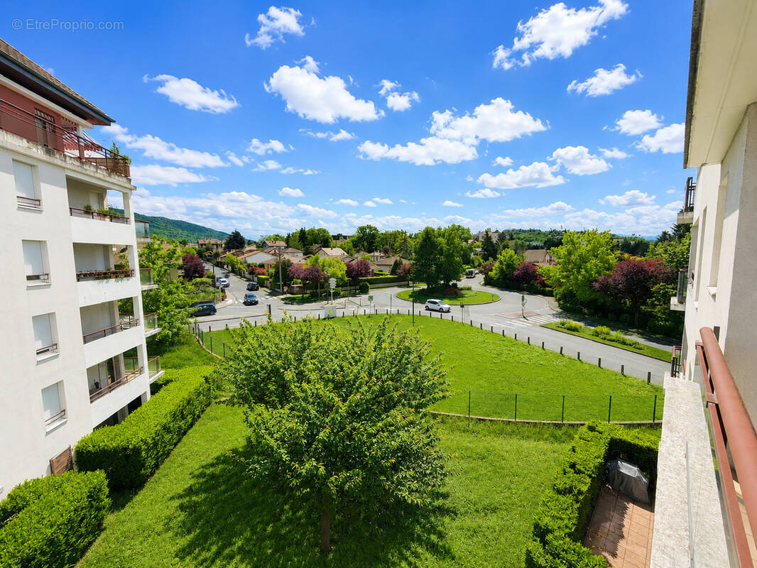Appartement à VILLE-LA-GRAND
