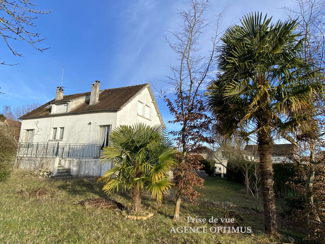 Maison à VINNEUF