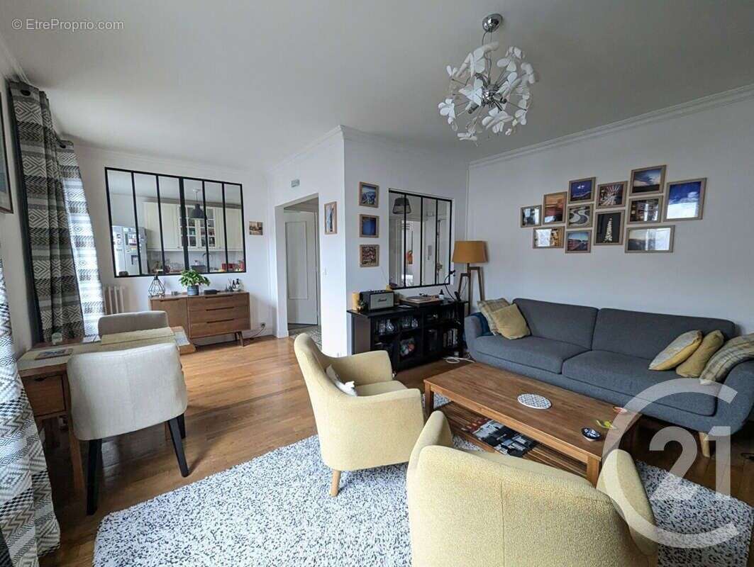 Appartement à FONTENAY-SOUS-BOIS