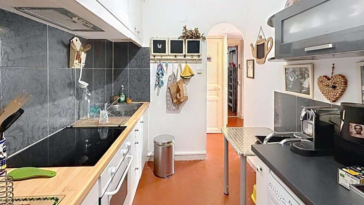 Photo 2 - Appartement à MARSEILLE-2E