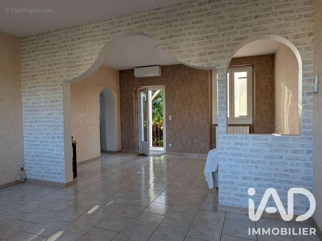 Maison 108 m² à Cagnac-Les-Mines  - photo 8