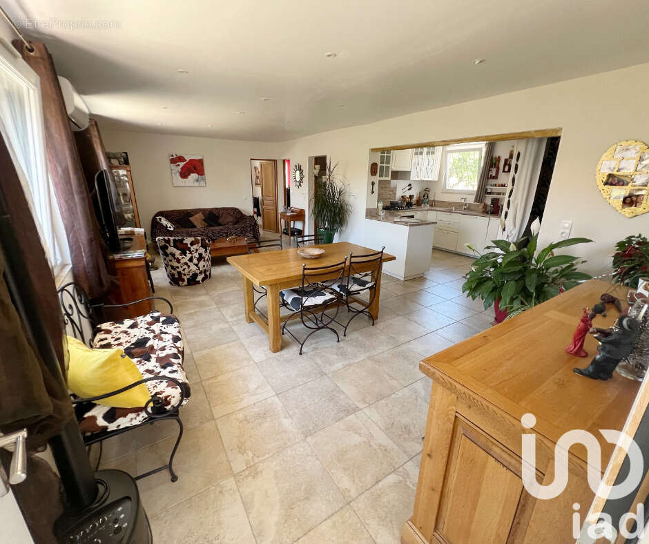 Photo 3 - Maison à SIX-FOURS-LES-PLAGES