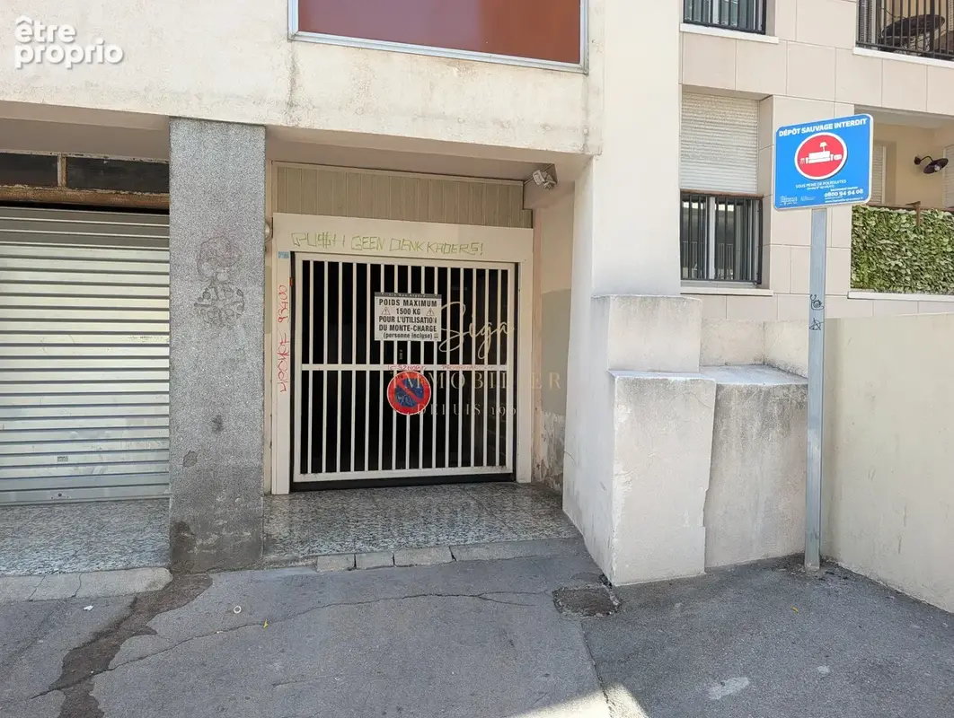 Parking à MARSEILLE-7E