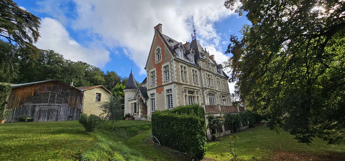 Maison à CHINON