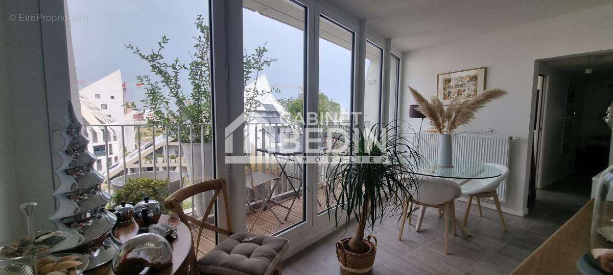 Appartement à BORDEAUX
