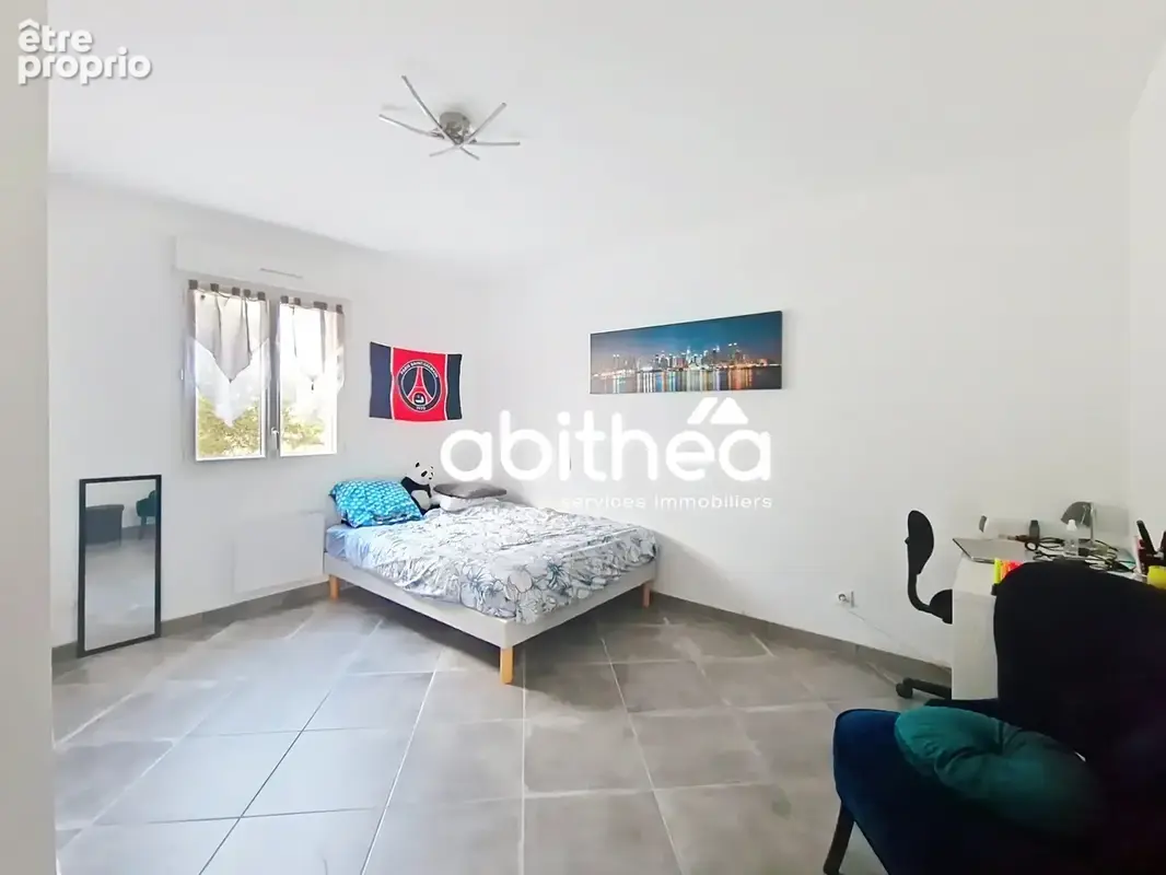 Maison recente de 2019, 155m2 inspiration provencale, 3 chambres dont suite  100m2 de garage  70m2 de terras - photo 18