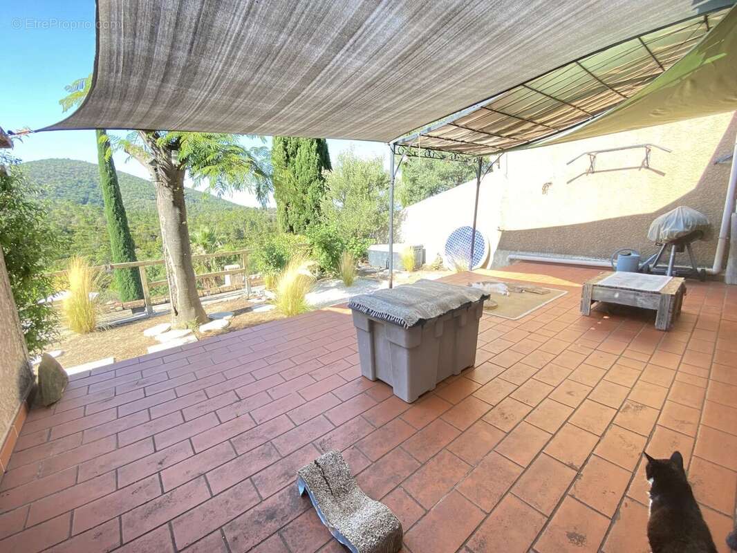 Maison à LA LONDE-LES-MAURES