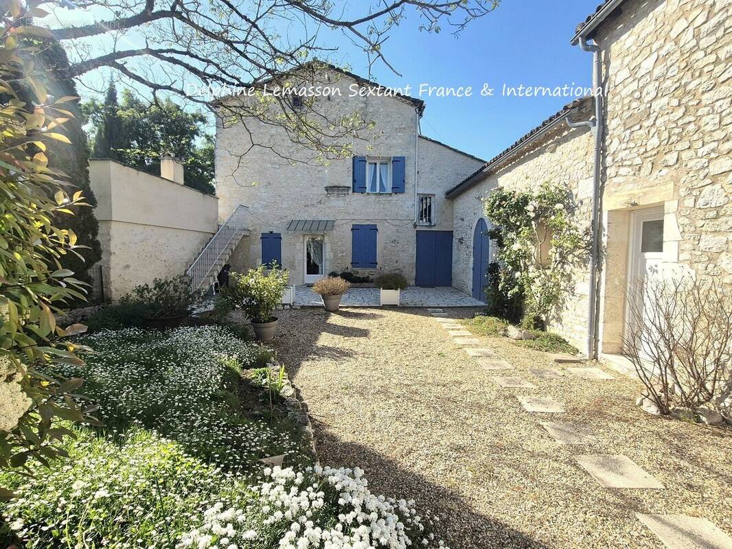 Maison à SAUSSIGNAC