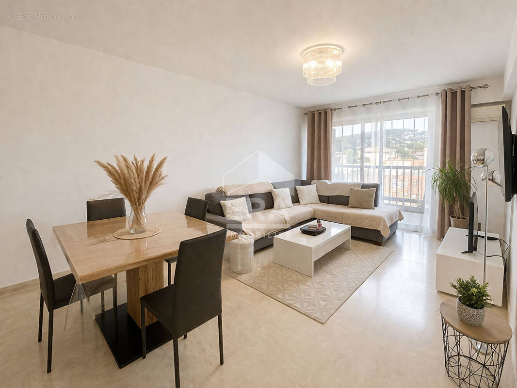 Appartement à LE CANNET