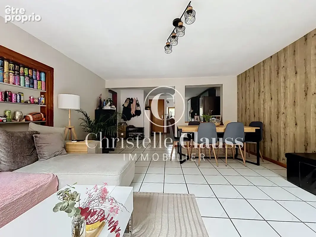 Appartement Thann 3 pièce(s) 82 m2 - photo 2