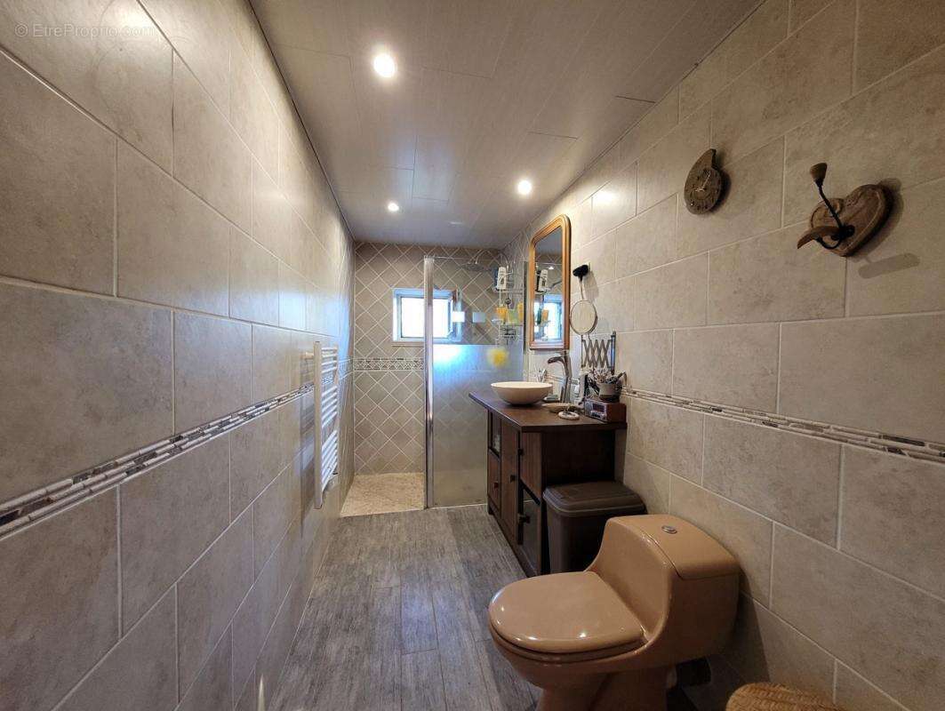 Maison à SAINT-MARTIN-DES-PRES