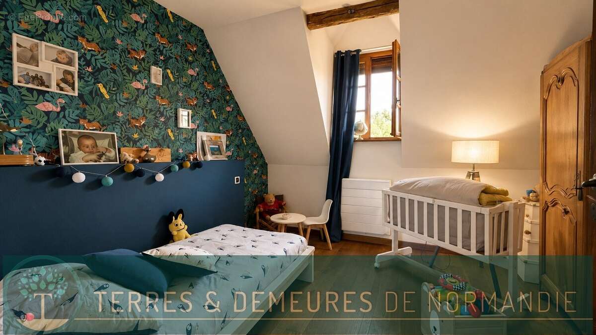 Maison à BURES-EN-BRAY