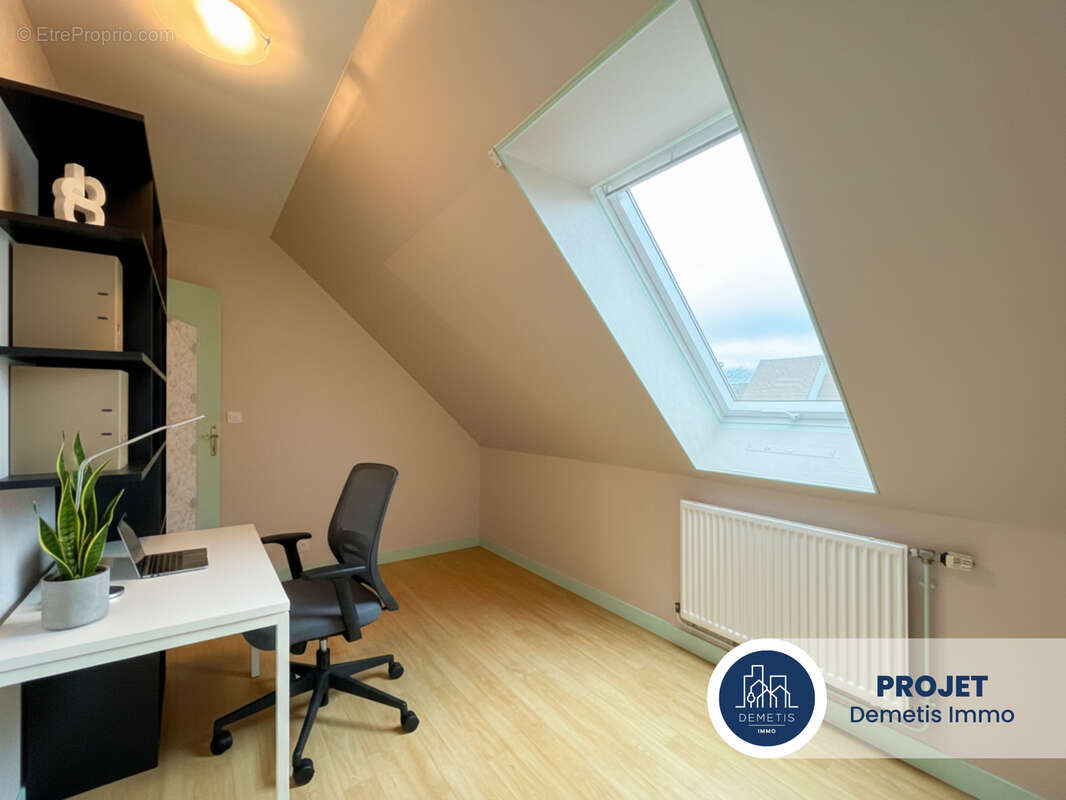 Maison à YVRE-L'EVEQUE