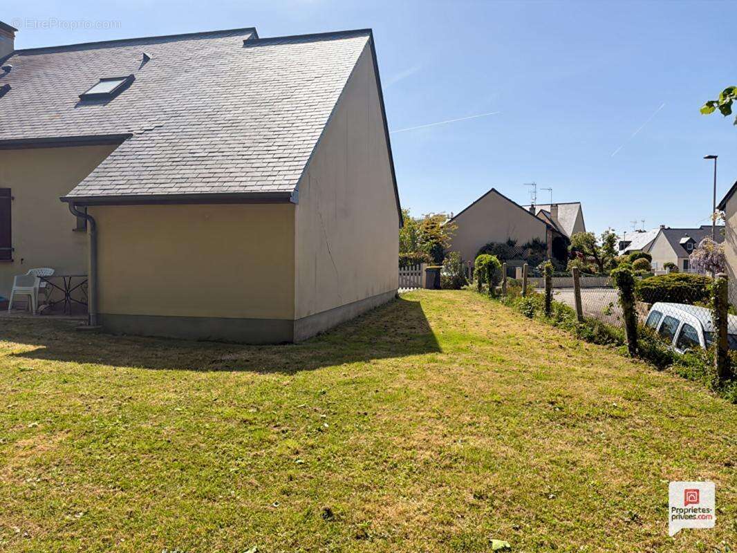 Maison à SABLE-SUR-SARTHE