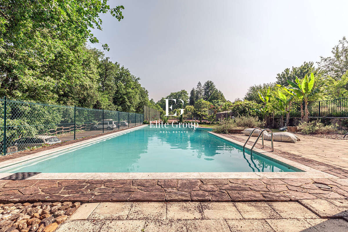 A vendre demeure de prestige - 20 pièces - 980 m2 - photo 5