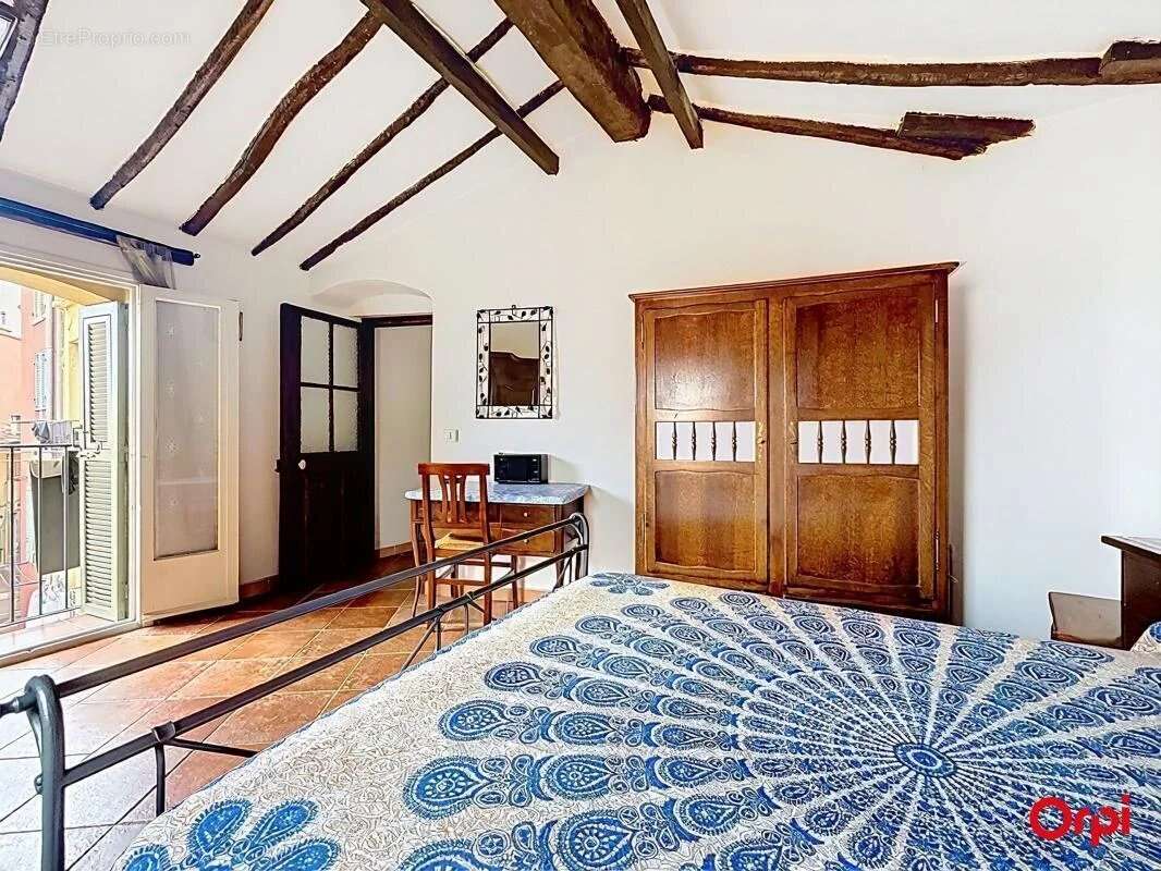 Menton, centre historique: un ensemble de deux appartements à proximité des plages - photo 10