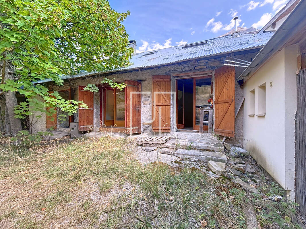 Maison à LA CONDAMINE-CHATELARD