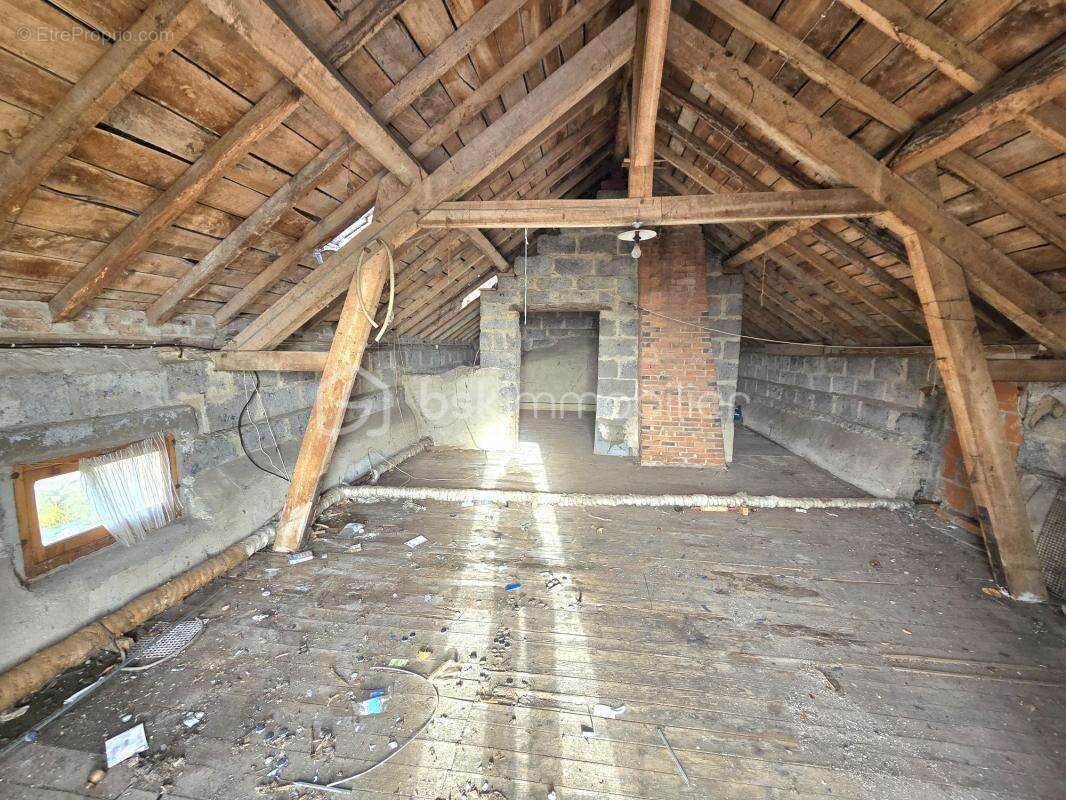 Maison à SAINT-PRIEST-BRAMEFANT