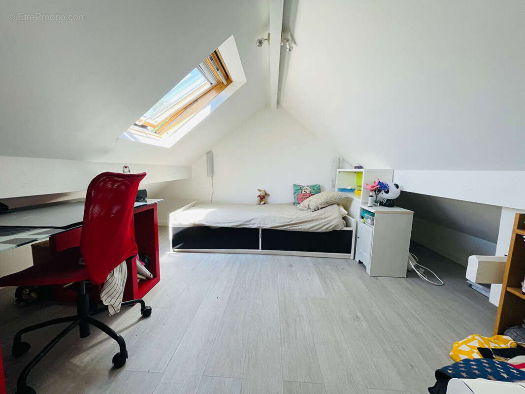 Maison à SARTROUVILLE