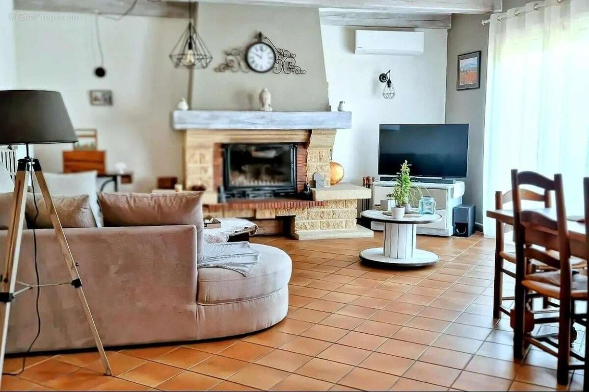 Photo 6 - Maison à MALEMORT-DU-COMTAT