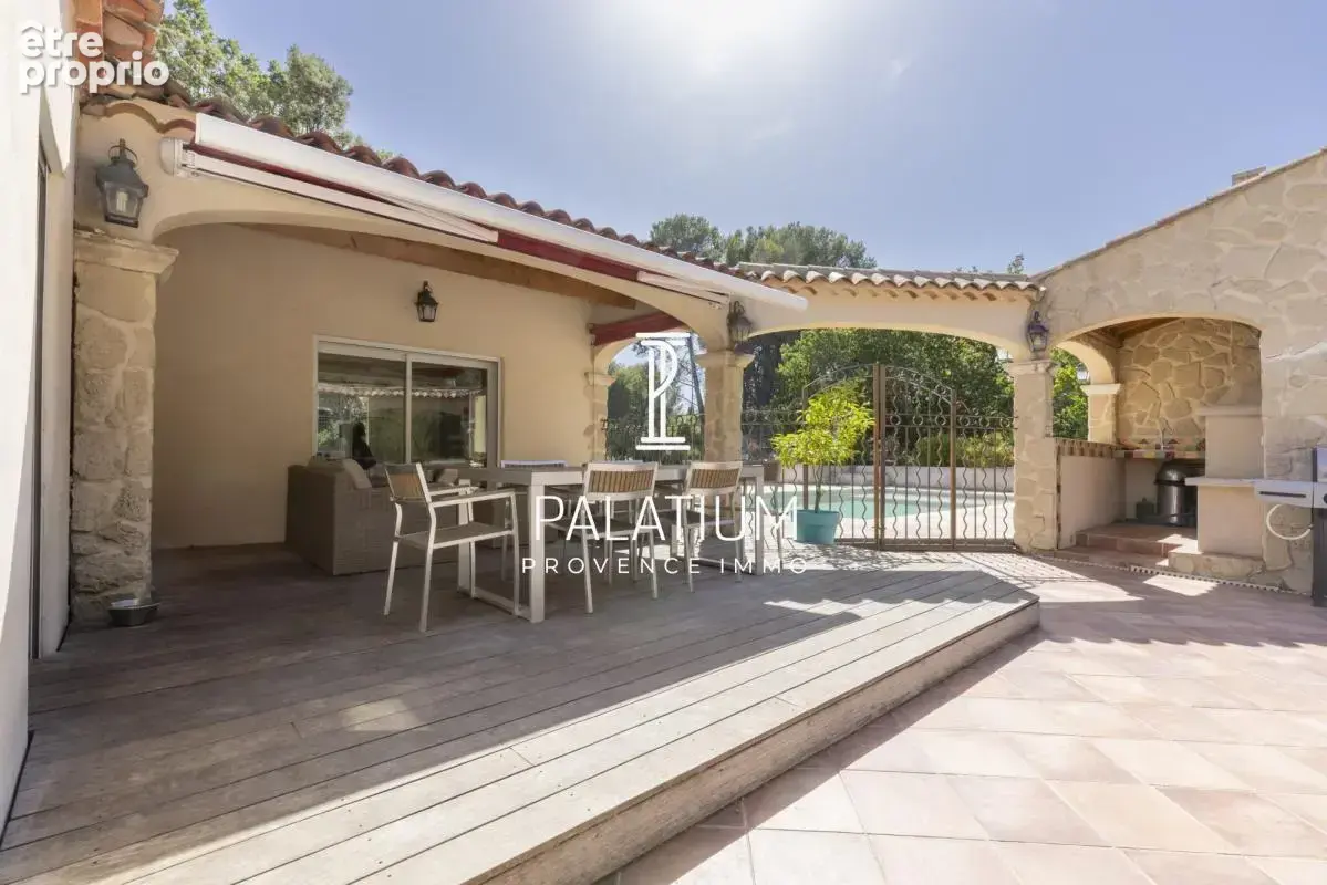 Propriété provençale de 209 m² – Environnement calme et verdoyant, Ventabren - photo 7
