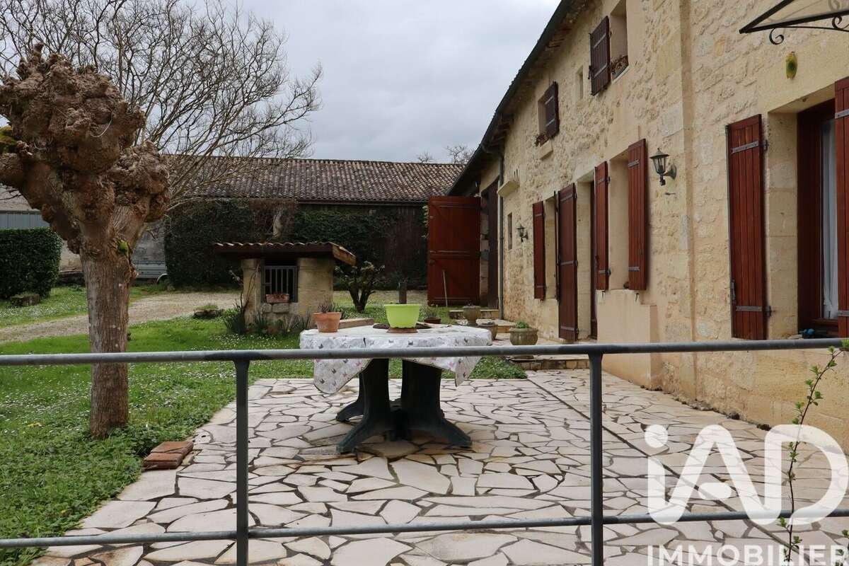 Maison 150 m² à Naujan-Et-Postiac  - photo 3