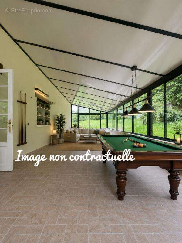 14100 Hermival  Maison 8 pièces 7000 m² de terrain 279 000 Euros - photo 8
