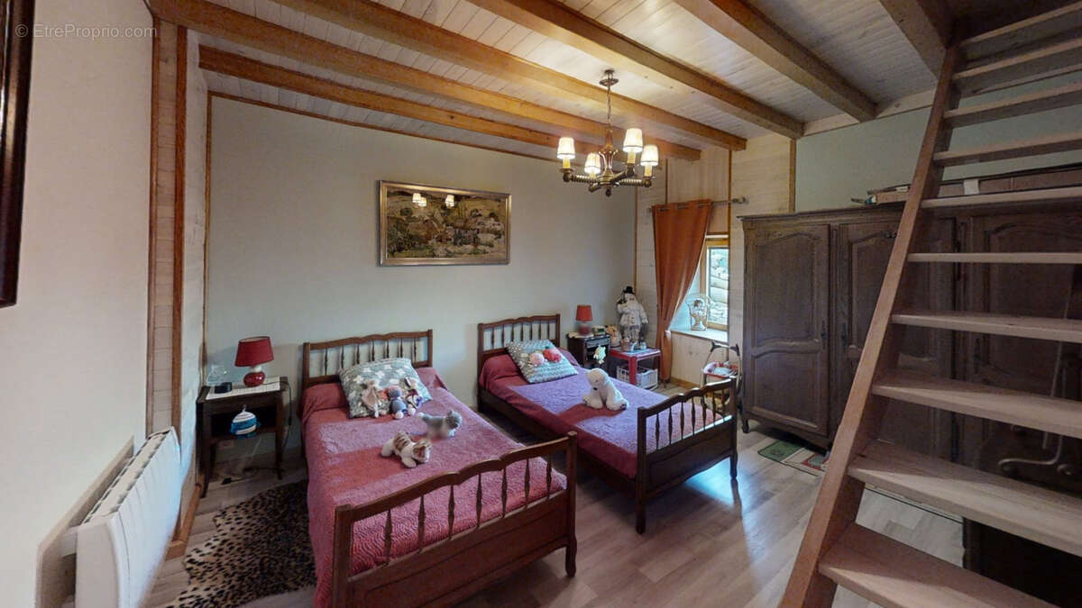 Maison à RIOTORD