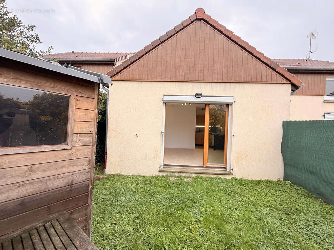 Appartement à LE PERRAY-EN-YVELINES