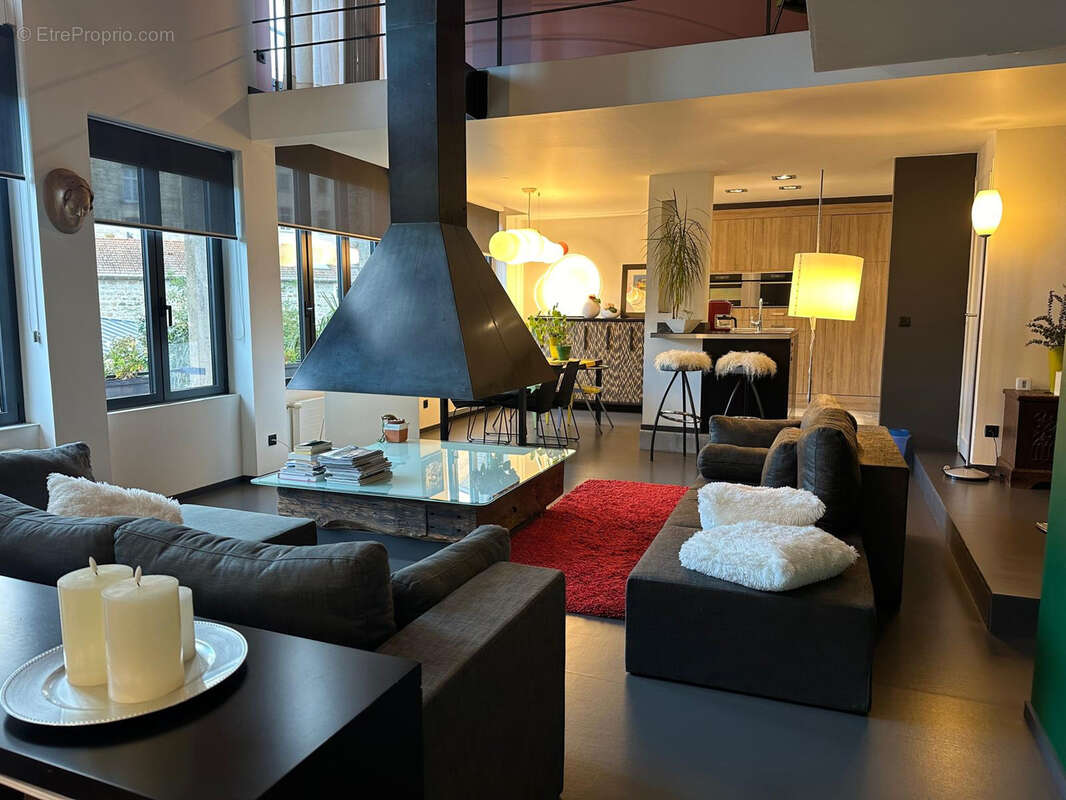 Appartement à SAINT-ETIENNE