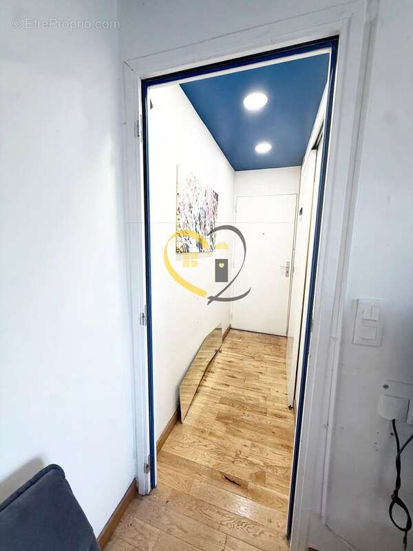 Appartement à CHARENTON-LE-PONT