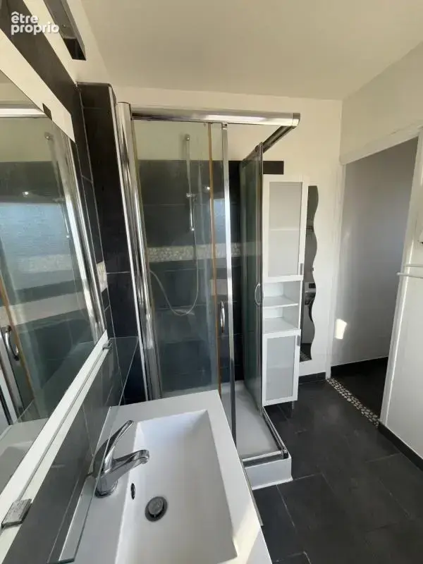 Appartement t1/2 pelissanne - photo 5