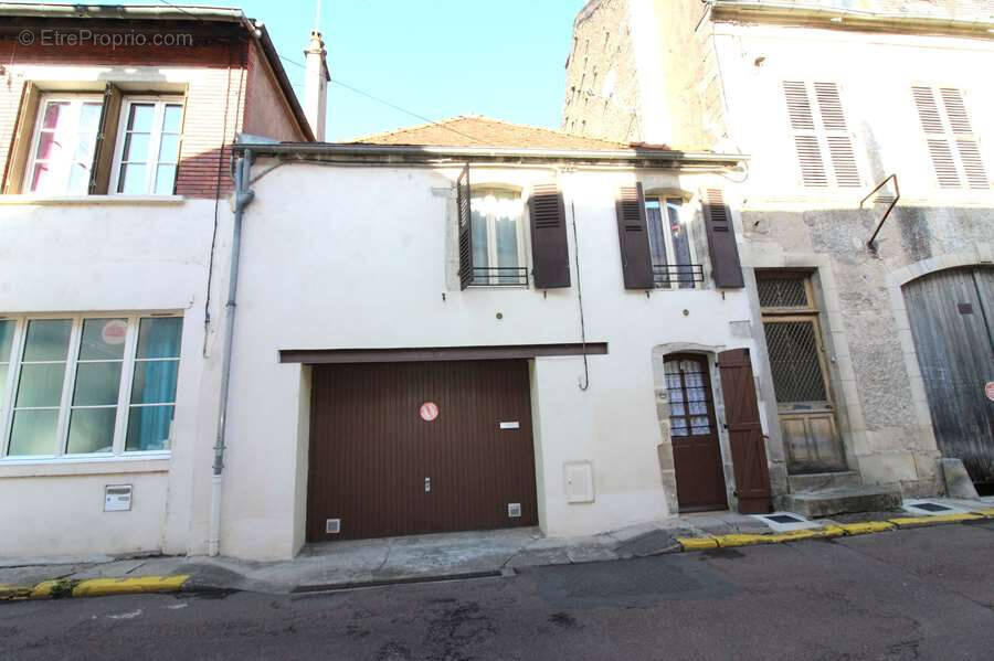 Maison à CLAMECY