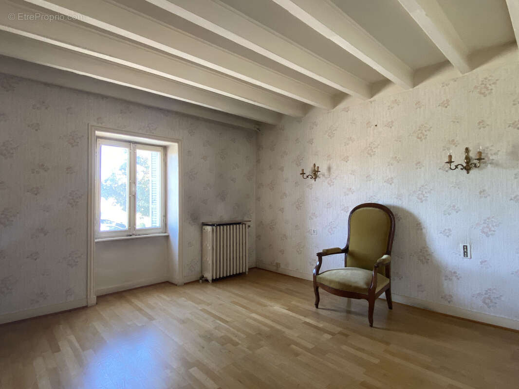 Maison à VILLEMONTAIS