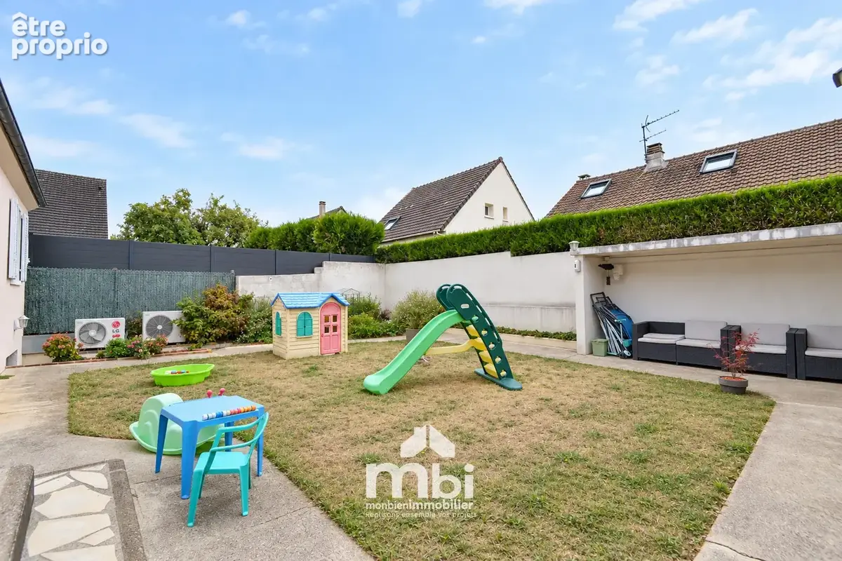 Maison individuelle - 5 pieces - 3 chambres - photo 8