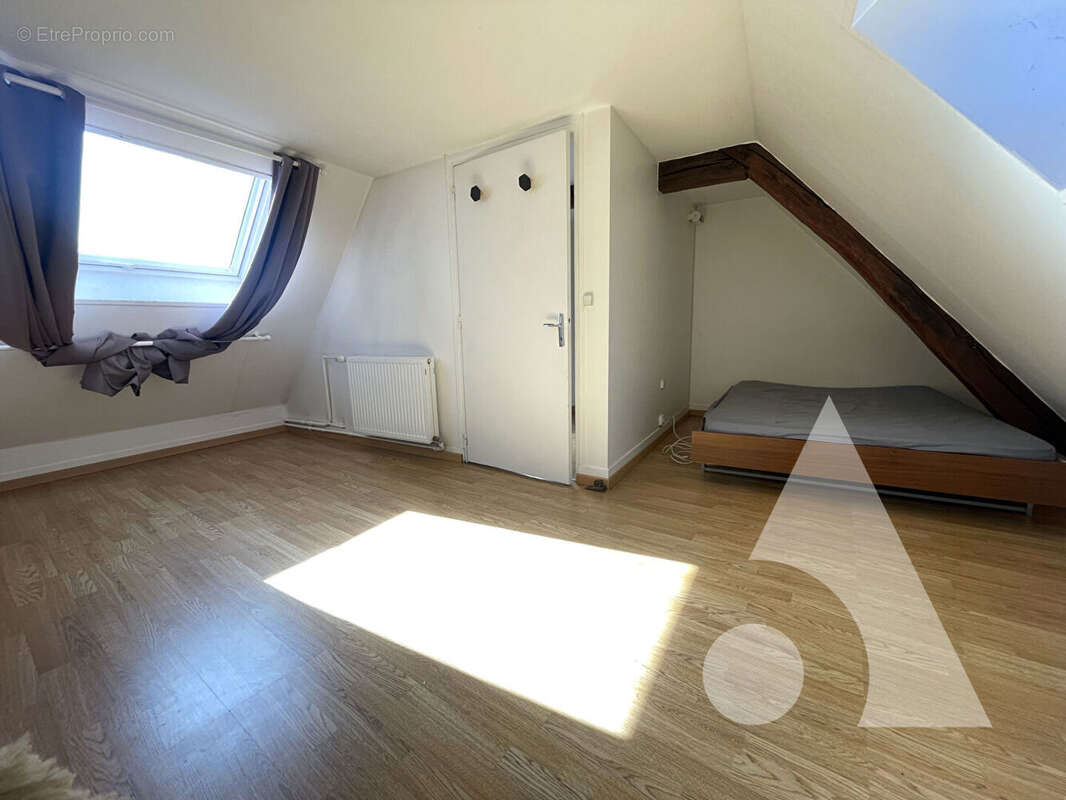 Maison à CREPY-EN-VALOIS