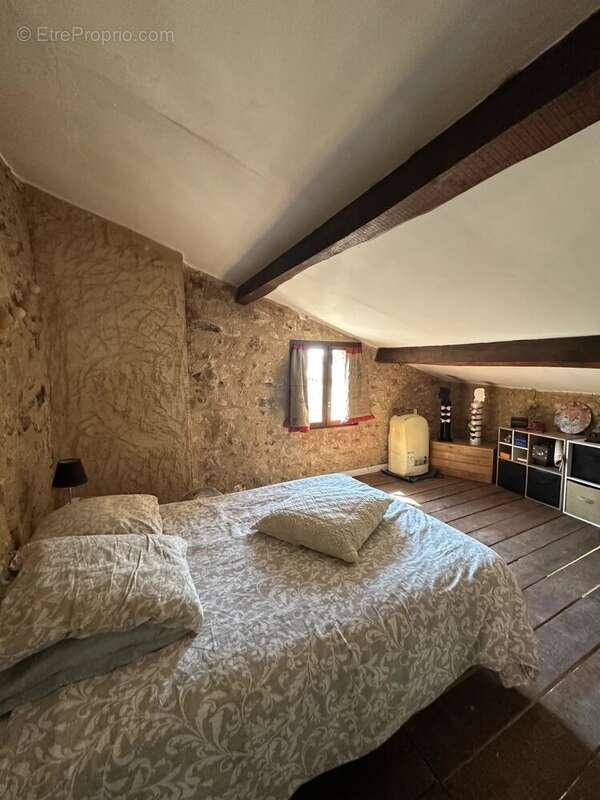 Maison à AUPS