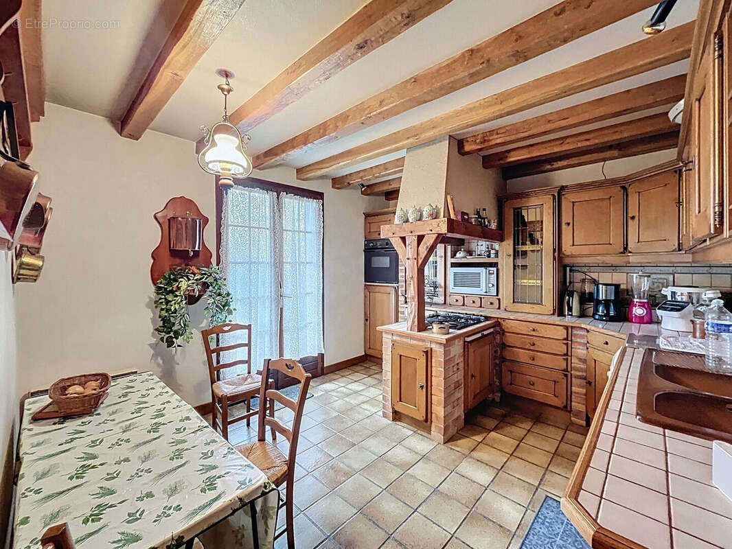 Maison à SAINTRY-SUR-SEINE