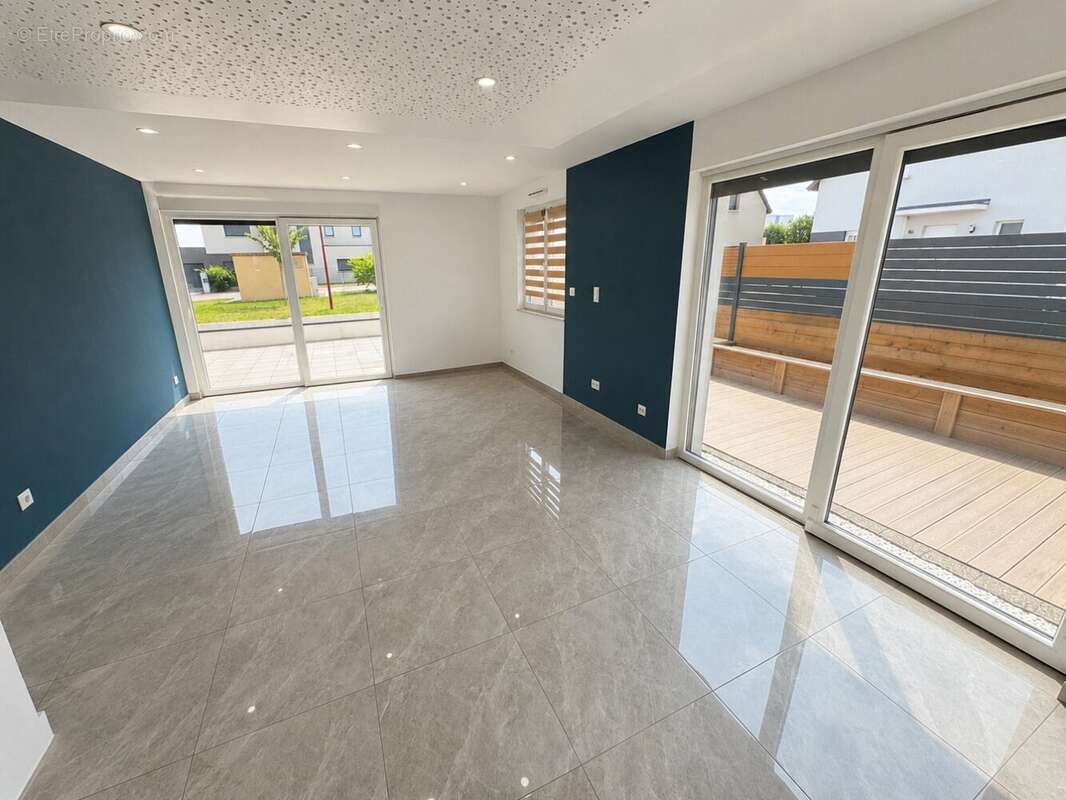 Wolfgantzen  maison contemporaine 2019 de 135 m²  terrain arboré de 5 ares - photo 2