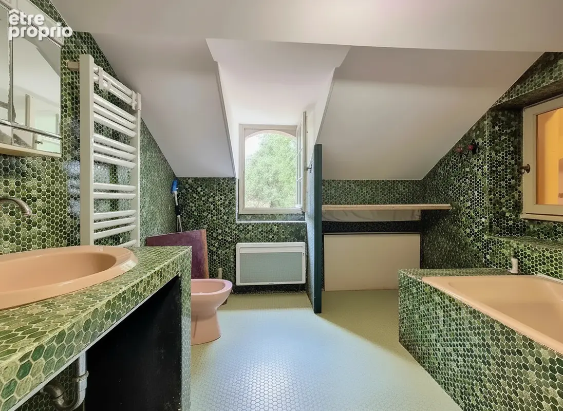 Maison de maître et dépendances au coeur d'un domaine de près de 4 hectares - photo 14