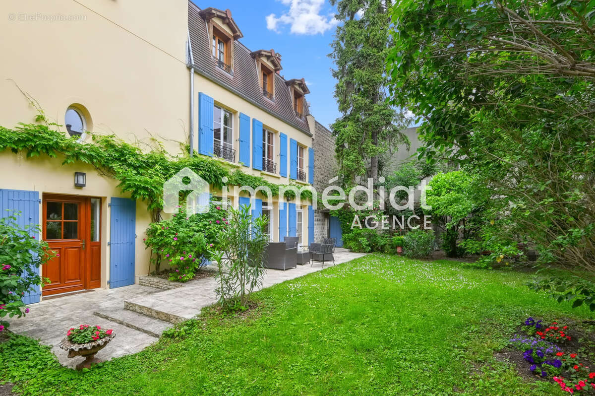Maison à RUEIL-MALMAISON