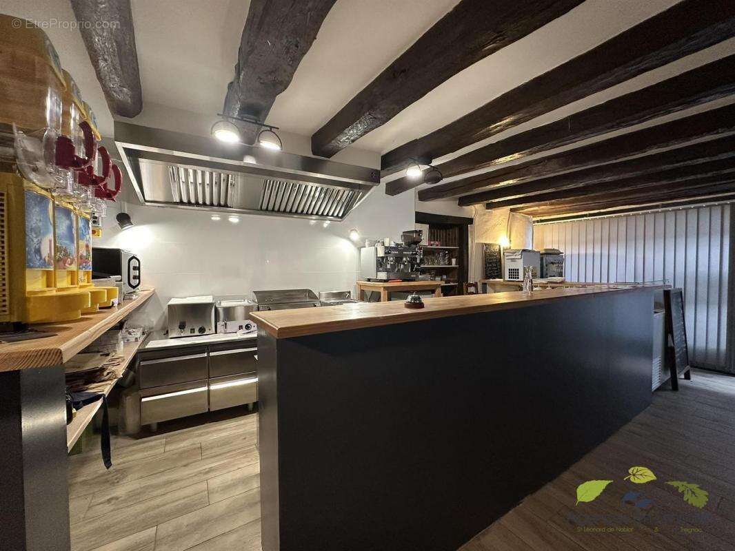 Appartement à SAINT-LEONARD-DE-NOBLAT