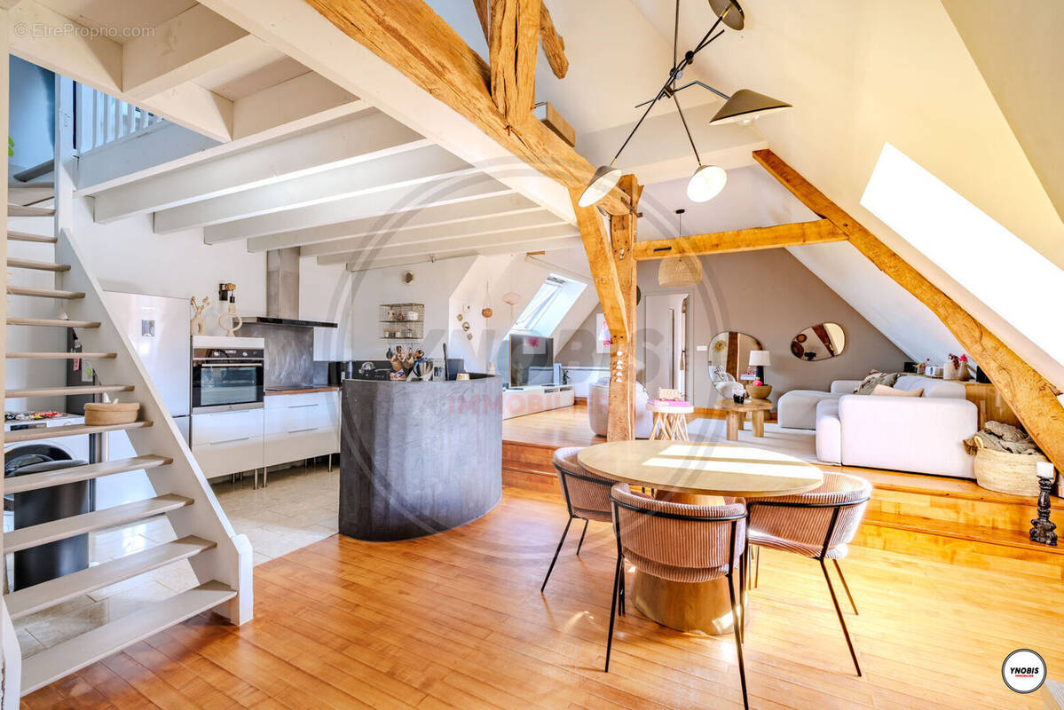 Maison à ECQUEVILLY