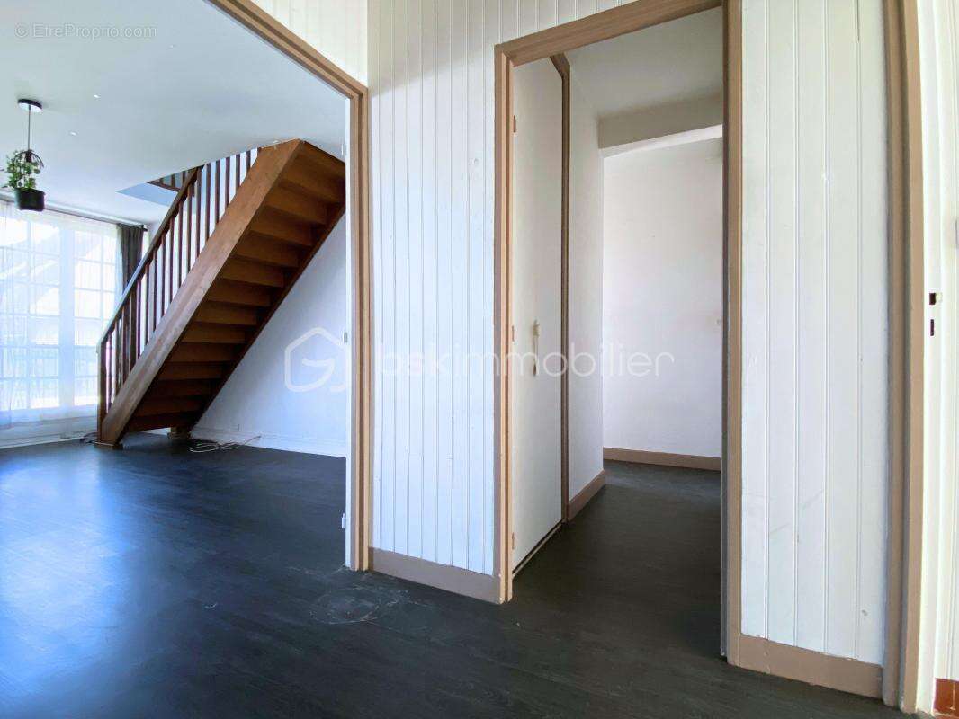 Appartement à SAVIGNY-SUR-ORGE