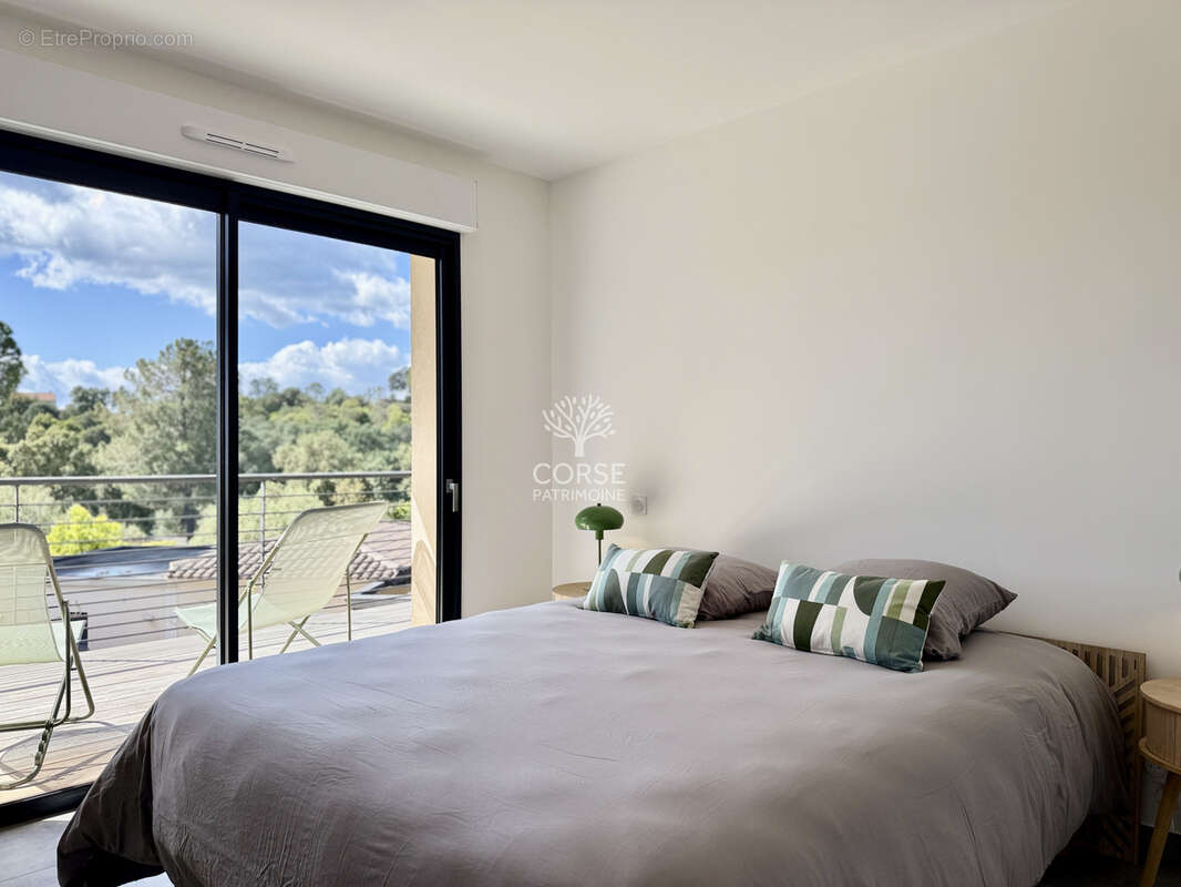 Maison à PORTO-VECCHIO