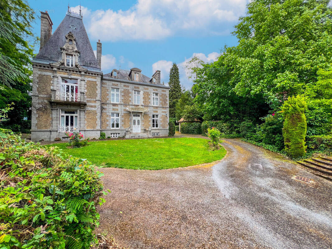 Maison à SAINT-GEORGES-DES-GROSEILLERS