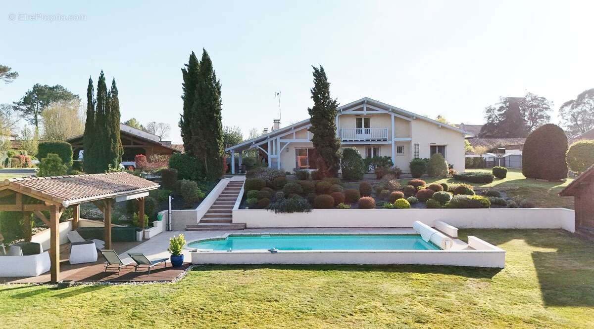 Maison à SAINT-PAUL-LES-DAX