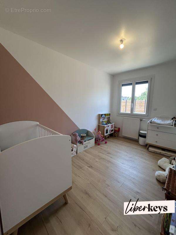 Ploemeur - proche bourg- maison t5 de plain-pied - photo 6