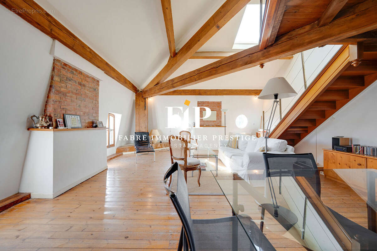 Appartement à AIX-EN-PROVENCE